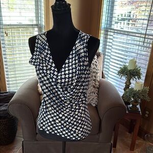Calvin Klein Black, Blue and White Houndstooth Top